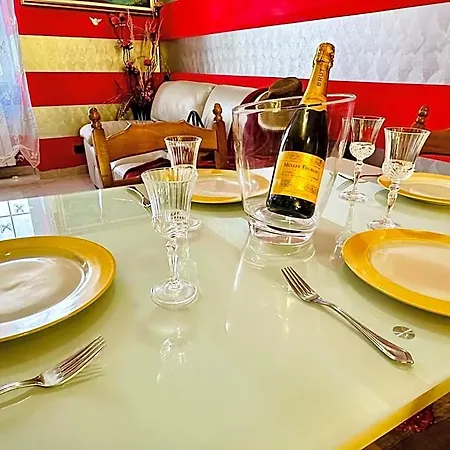 Bed and Breakfast The Comfort Λα Σπέτσια